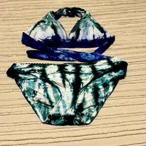 Ladies Lucky Brand bikini set.